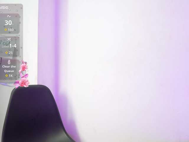 horny18girl live cam on BongaCams