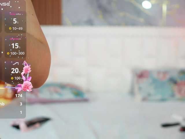 horny18girl live cam on BongaCams