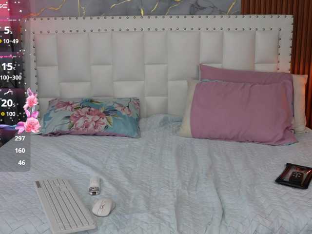 horny18girl live cam on BongaCams