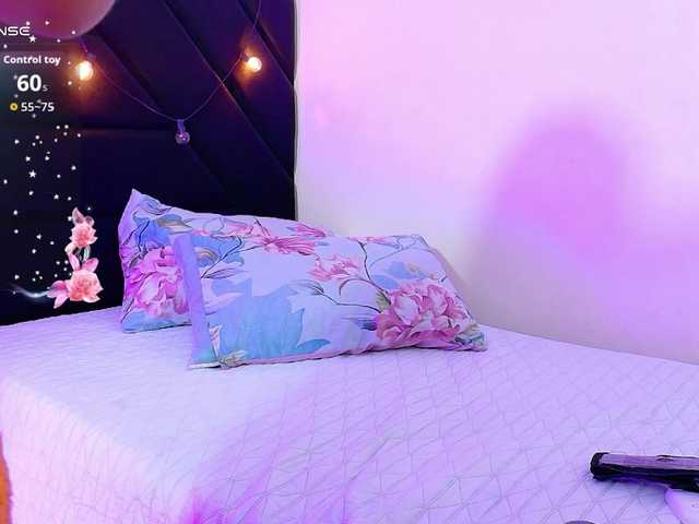 horny18girl live cam on BongaCams