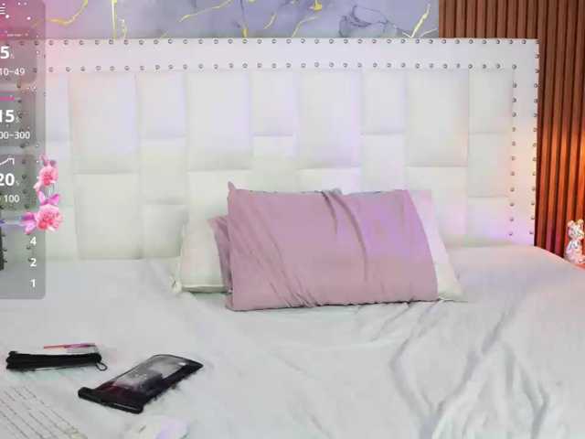 horny18girl live cam preview