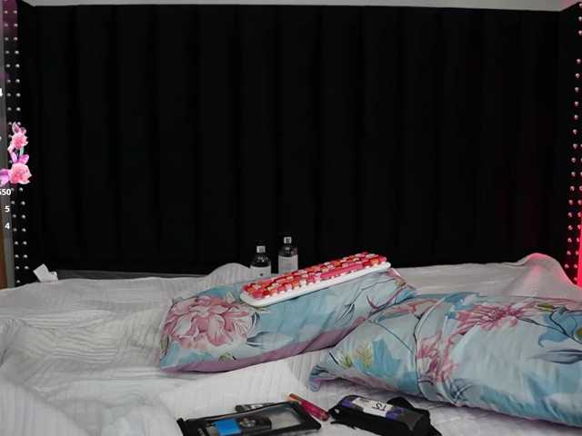 horny18girl live cam on BongaCams