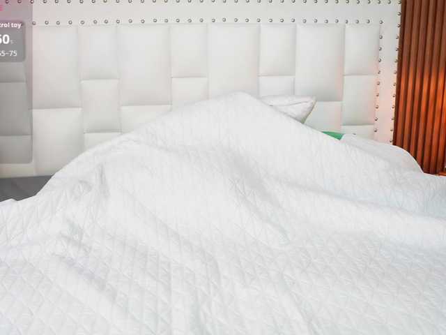 horny18girl live cam on BongaCams