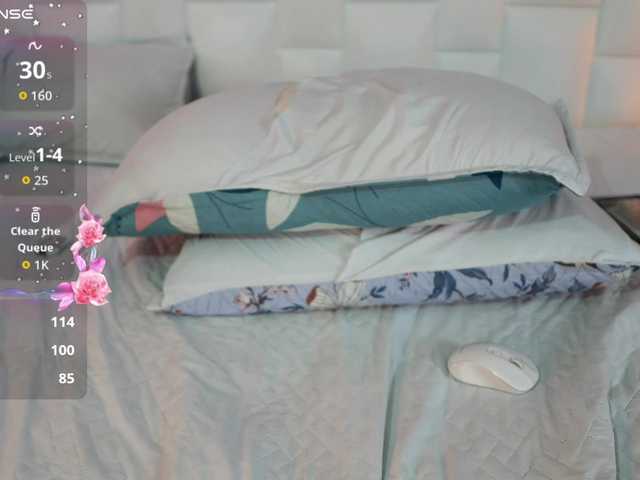 horny18girl live cam on BongaCams