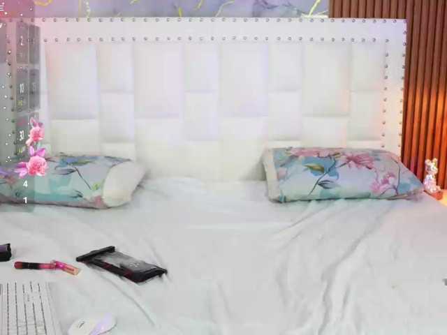 horny18girl live cam preview