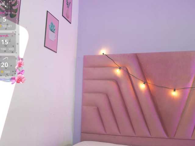 horny18girl live cam on BongaCams