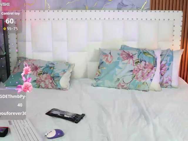 horny18girl live cam on BongaCams