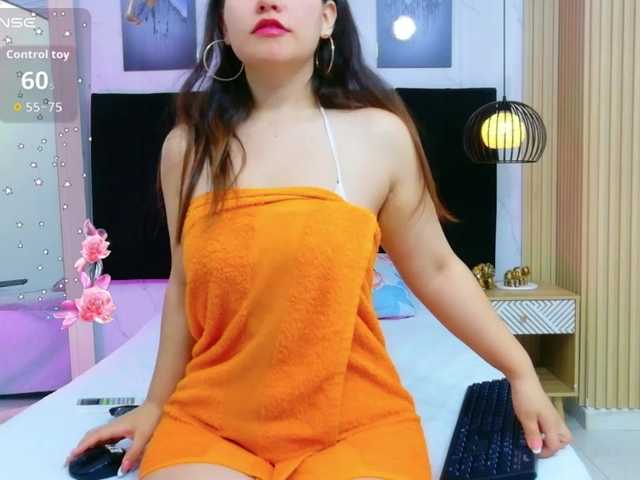 horny18girl live cam on BongaCams