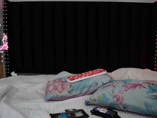 horny18girl live cam on BongaCams