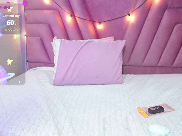 horny18girl live cam on BongaCams
