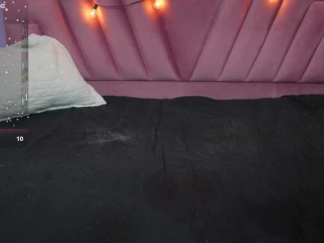 horny18girl live cam on BongaCams