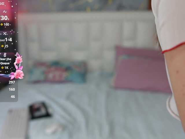 horny18girl live cam on BongaCams
