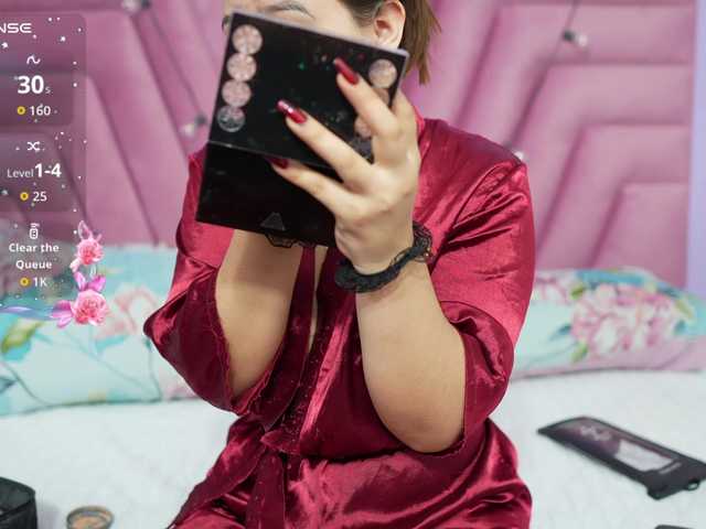 horny18girl live cam on BongaCams