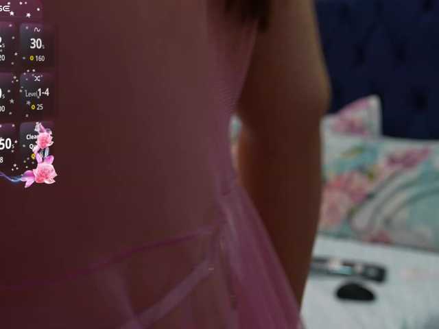 horny18girl live cam on BongaCams