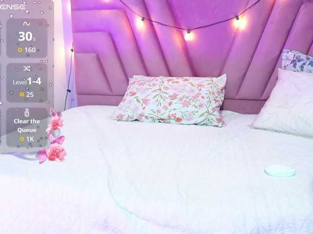 horny18girl live cam preview