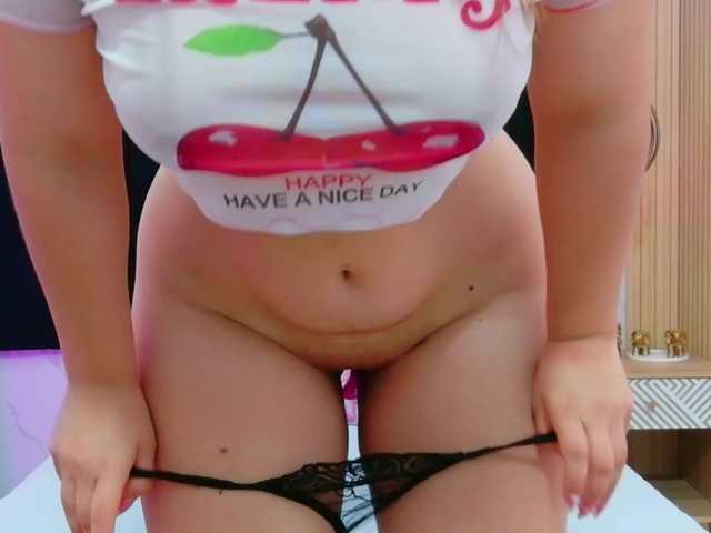 horny18girl live cam on BongaCams