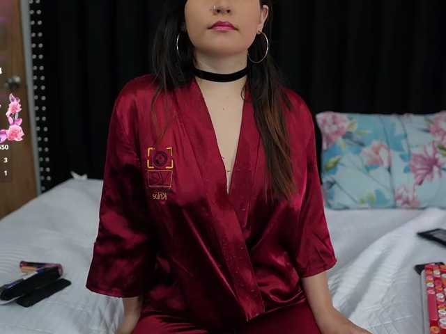 horny18girl live cam on BongaCams