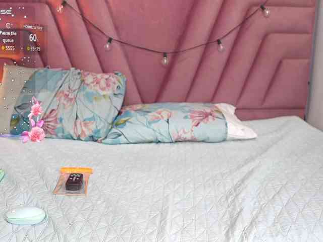 horny18girl's webcam live show