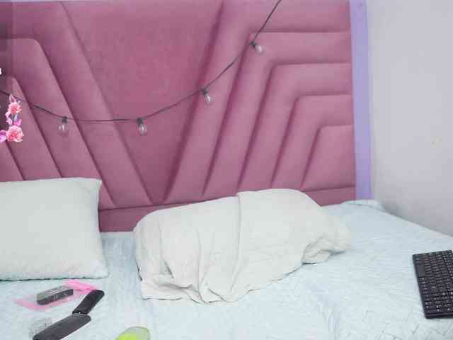horny18girl webcam