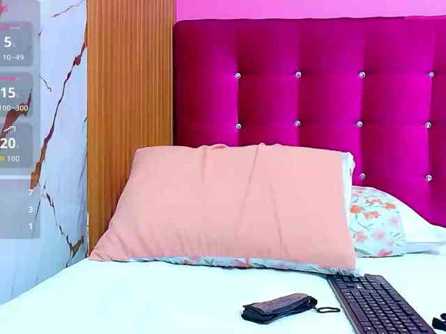 horny18girl webcam