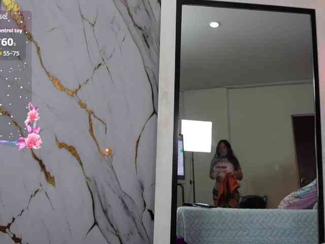 horny18girl webcam