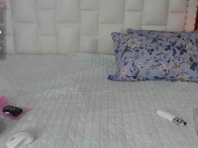 horny18girl webcam