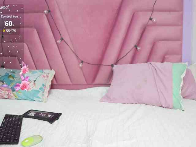 horny18girl webcam