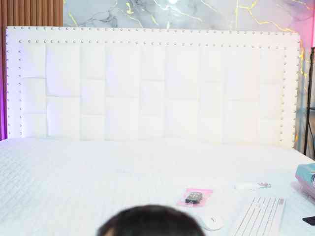horny18girl horny18girl