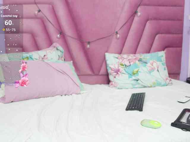 horny18girl webcam