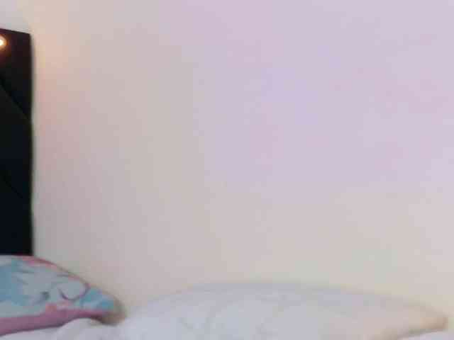 horny18girl webcam