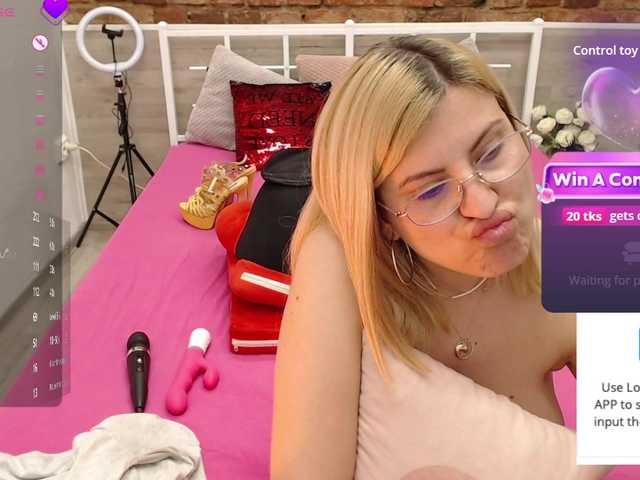 AmyAmandaX's BongaCams show and profile