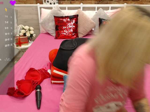 AmyAmandaX, en directo ahora en BongaCams