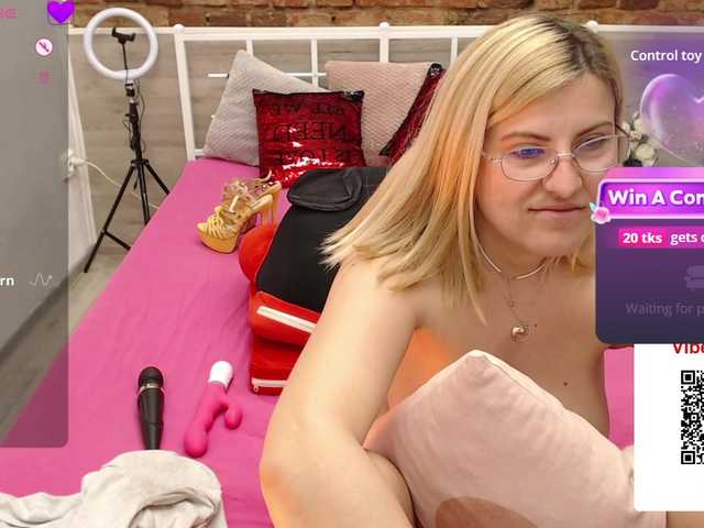 AmyAmandaX's BongaCams show and profile