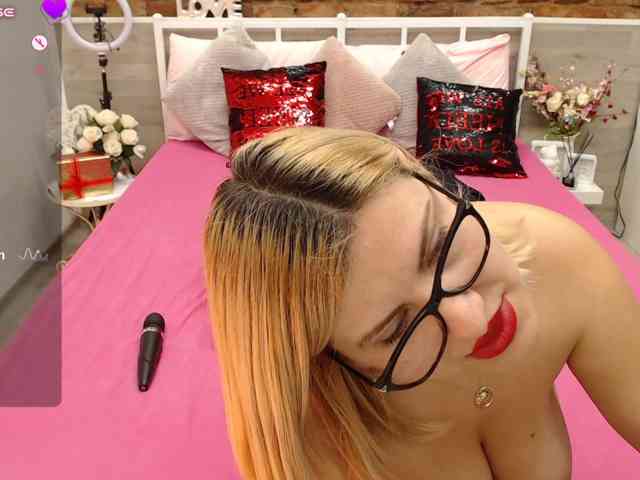 Modelo: AmyIsHere