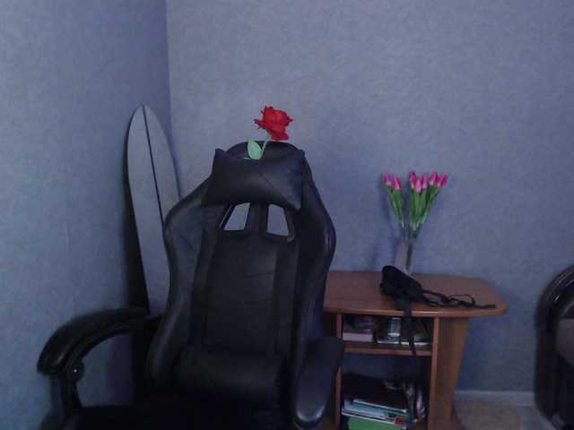 LindaElosiMilf's BongaCams show and profile