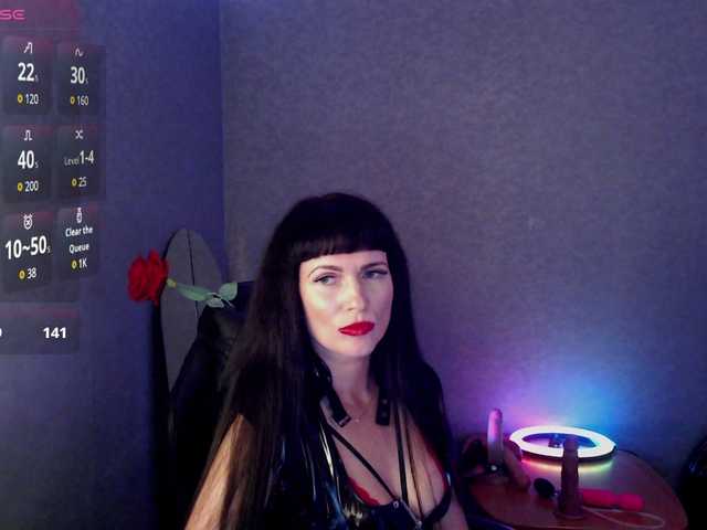 LindaElosiMilf live cam on BongaCams