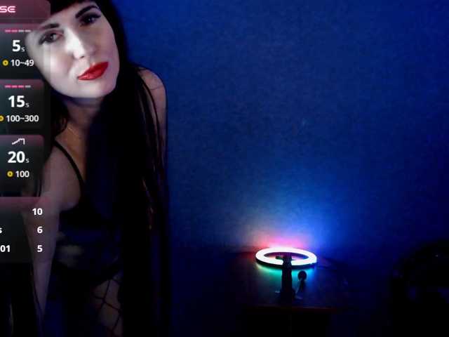 LindaElosiMilf live cam on BongaCams