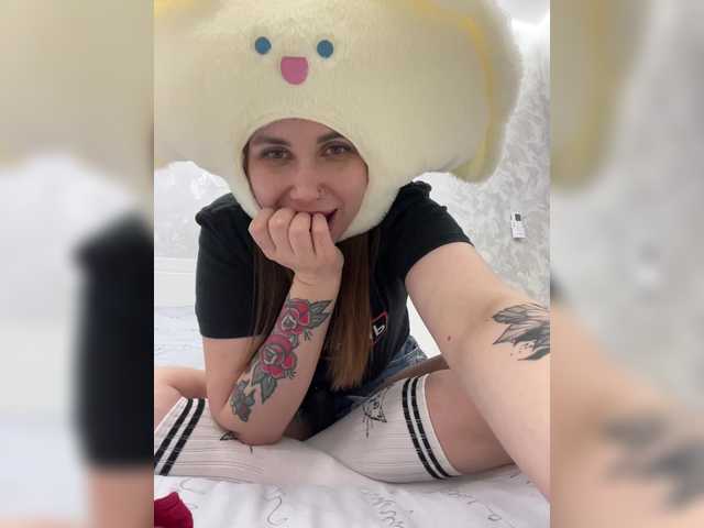 -LeiaProseccina-'s BongaCams profile