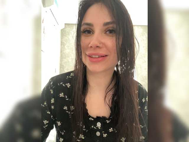 Y_Leiki live webcam show