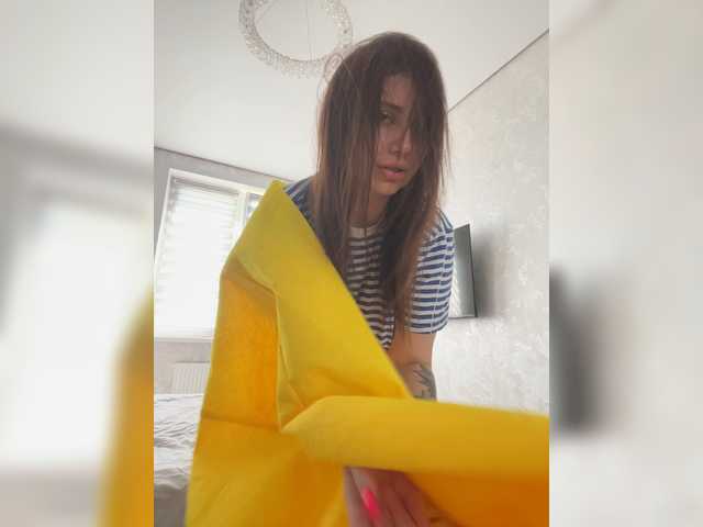 Y_Leiki live webcam show