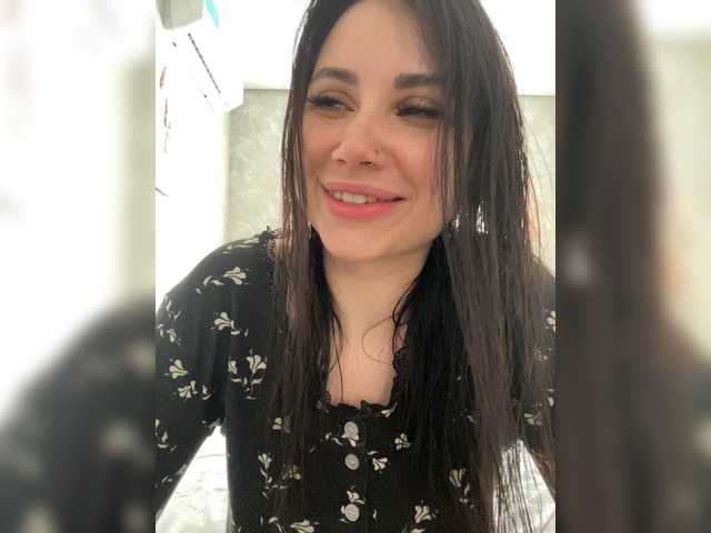 Y_Leiki live webcam show