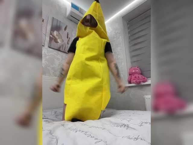 -LeiaProseccina-'s BongaCams show and profile