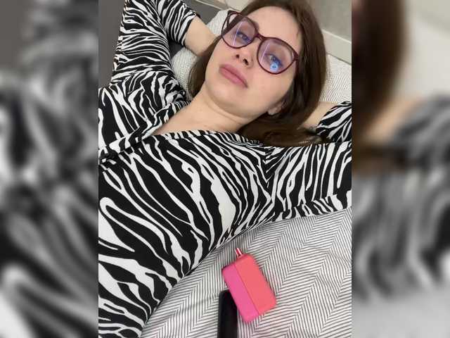 -LeiaProseccina-'s BongaCams show and profile
