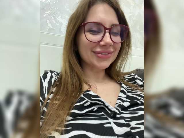 -LeiaProseccina-'s BongaCams show and profile