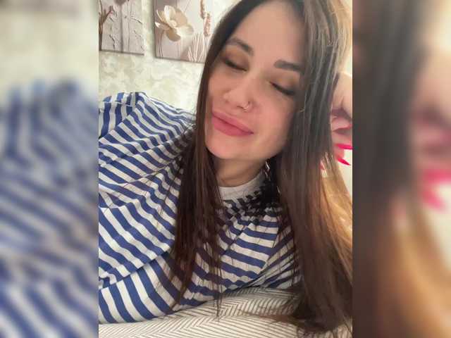 Y_Leiki live webcam show