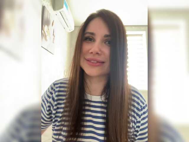 Y_Leiki live webcam show