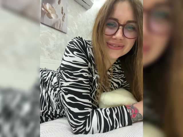 -LeiaProseccina-'s BongaCams show and profile