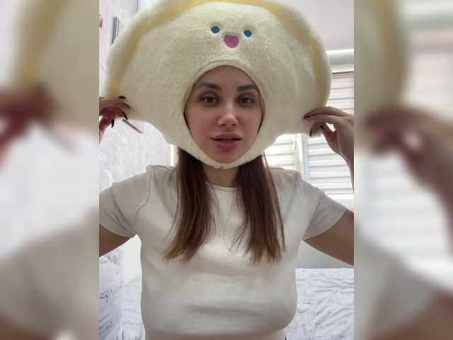 -LeiaProseccina-'s BongaCams show and profile