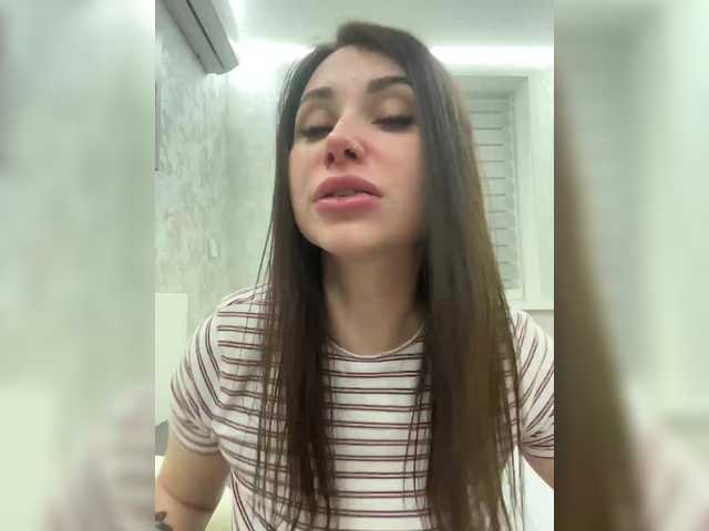 -leiaproseccina- cam belle