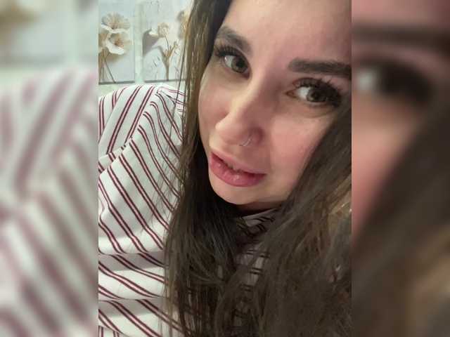 -leiaproseccina- cam belle